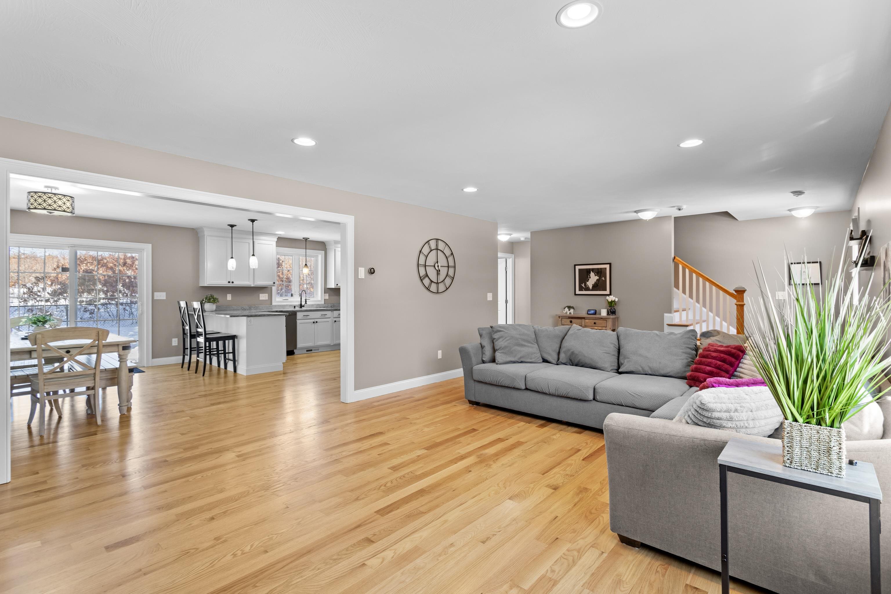 63 Hardy Road, Unit B Londonderry, NH 03053 - Photo 16 of 29