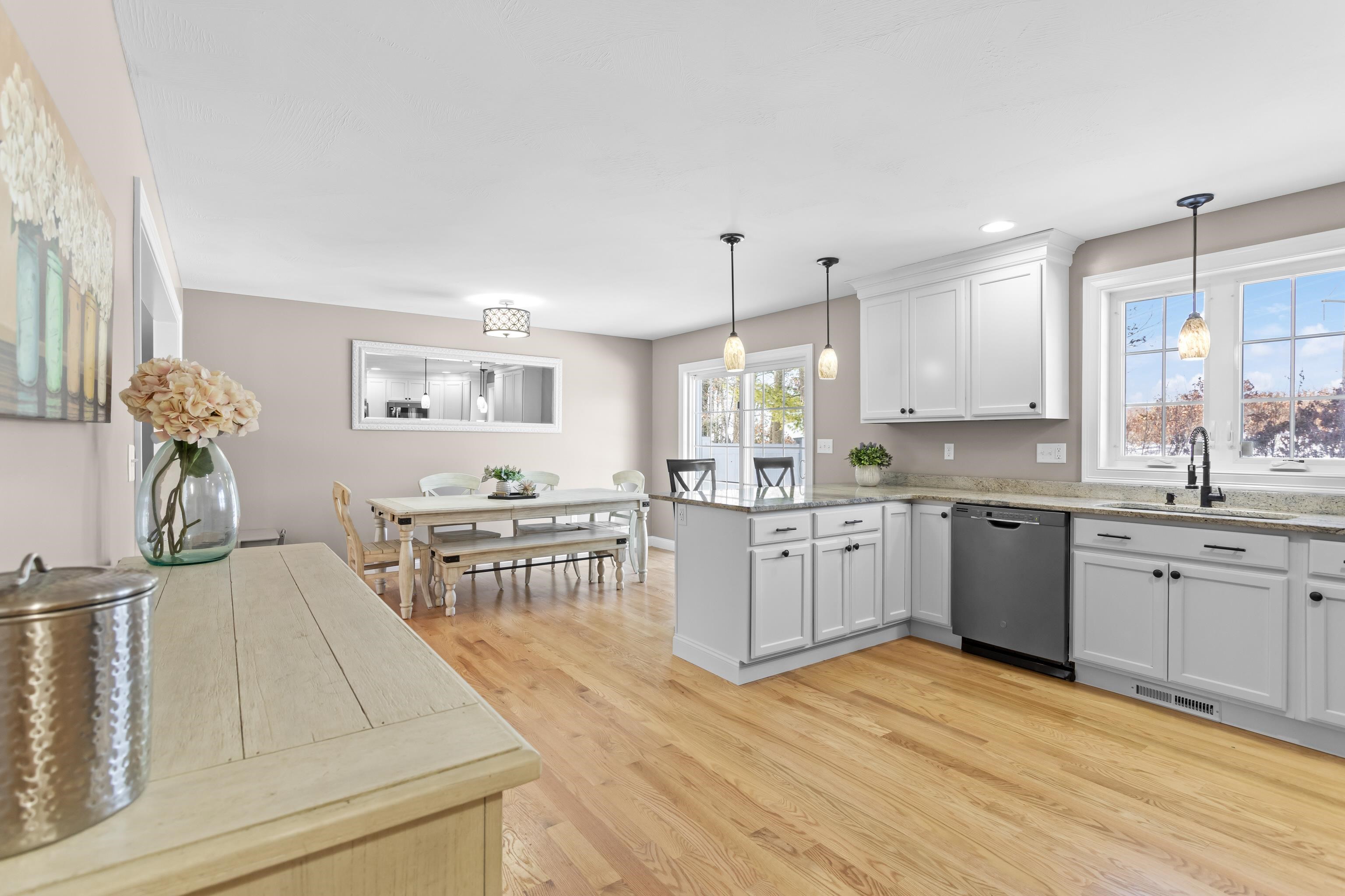 63 Hardy Road, Unit B Londonderry, NH 03053 - Photo 6 of 29