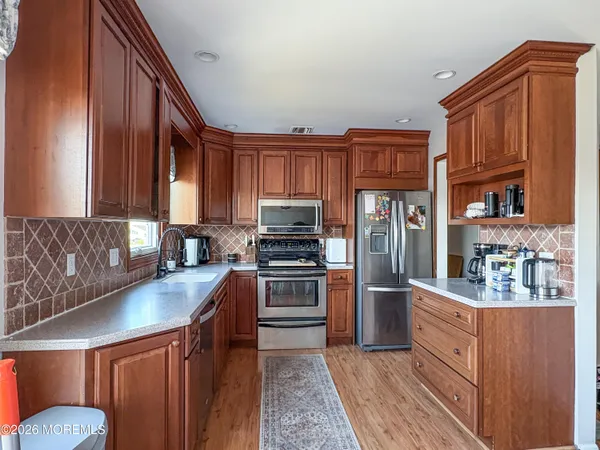 $3,000 | 3430 Bergen Avenue, Toms River, NJ 08753