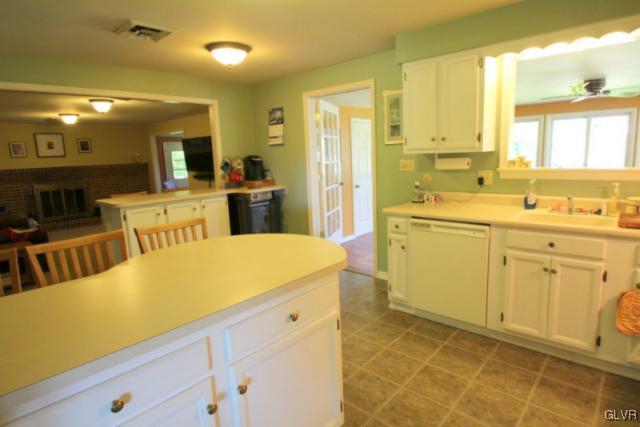 6411 Tupelo Road Allentown, PA 18104 - Photo 11 of 26 Gallery Image 11