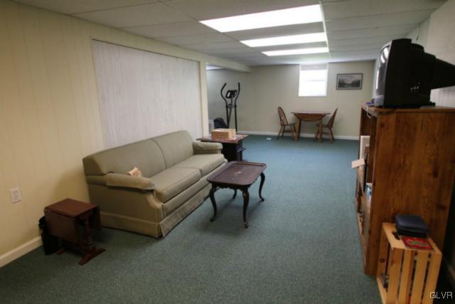 6411 Tupelo Road Allentown, PA 18104 - Photo 18 of 26 Gallery Image 18