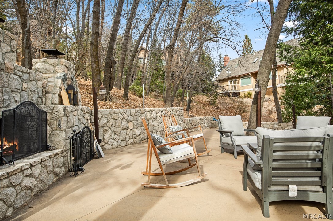 27516 West Shore Road Lake Arrowhead, CA 92352 - Photo 1 of 26