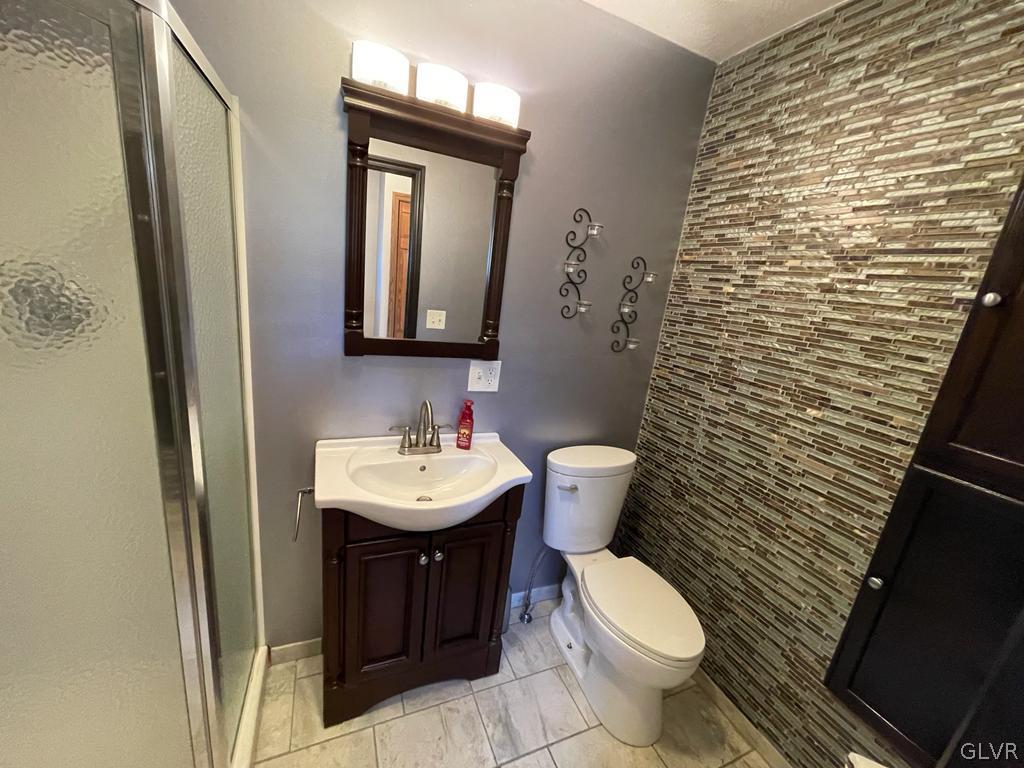 1377 Mill Road Bangor, PA 18013 - Photo 21 of 34 Gorgeous new full first floor bath with shower and