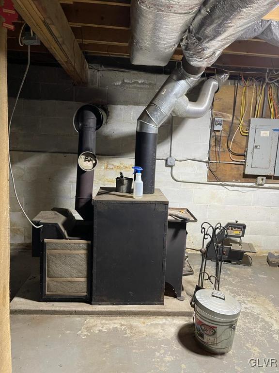 1377 Mill Road Bangor, PA 18013 - Photo 33 of 34 Wood burning Furnace!!