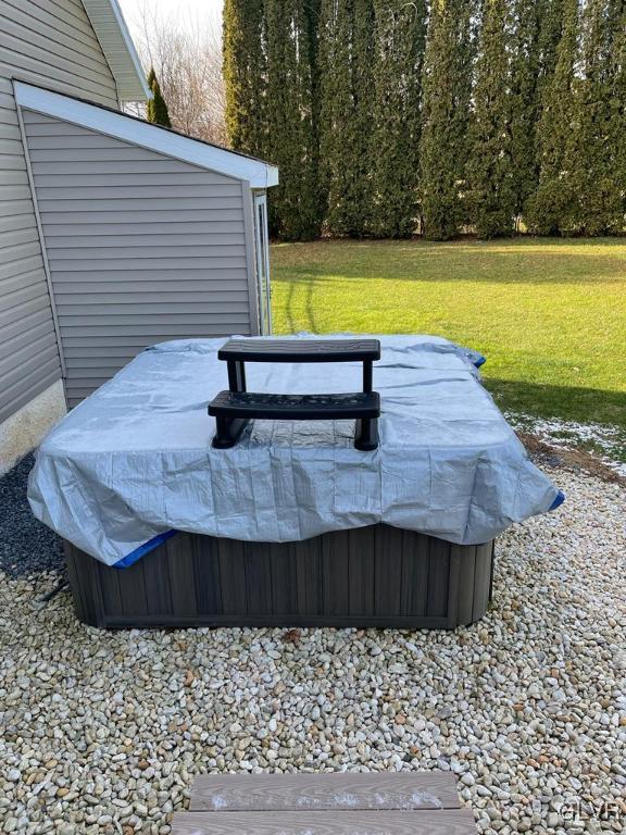 1377 Mill Road Bangor, PA 18013 - Photo 10 of 34 Hot Tub!