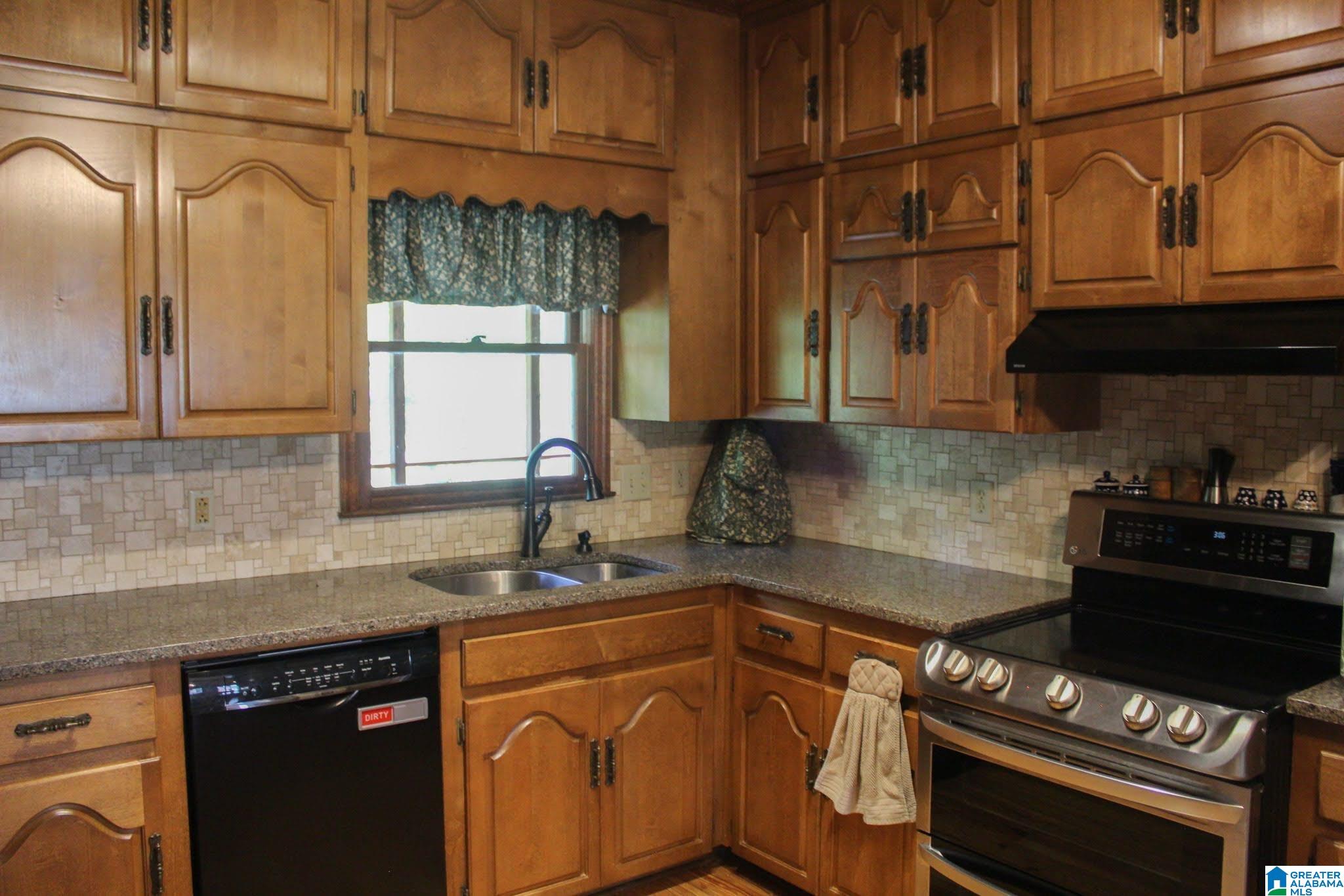 201 Wind Ridge Northeast Jacksonville, AL 36265 - Photo 11 of 43
