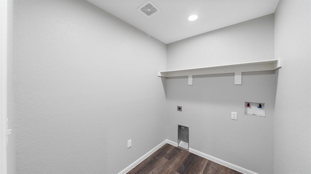 207 East McCoulskey Street Terrell, TX 75160 - Photo 20 of 29 a view of small space