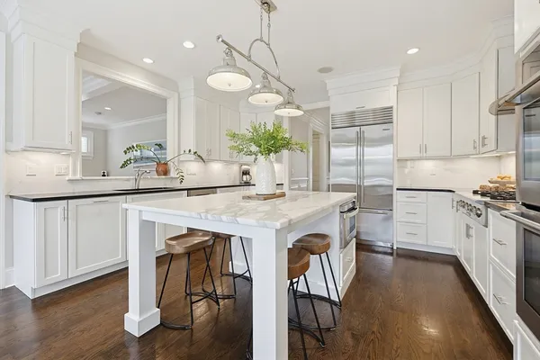$3,000,000 | 194 Lindbergh Avenue, Needham, MA 02494