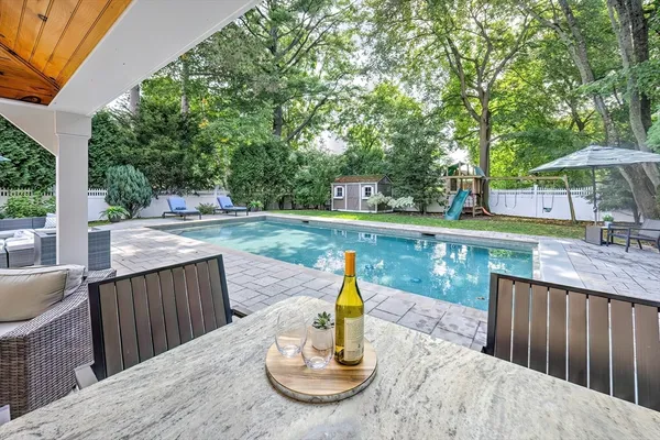 $3,000,000 | 194 Lindbergh Avenue, Needham, MA 02494