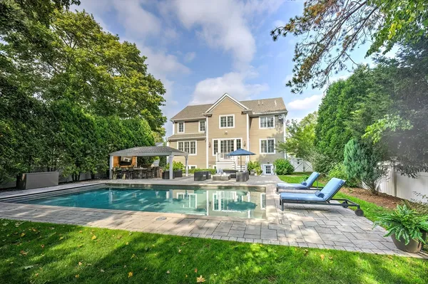 $3,000,000 | 194 Lindbergh Avenue, Needham, MA 02494