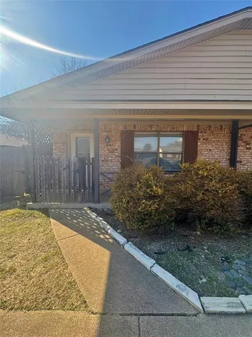$1,495 | 1114 Suburban Street, Cedar Hill, TX 75104