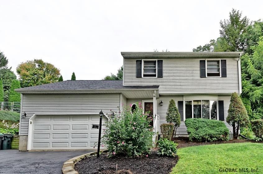 98 Putnam Road Rotterdam, NY 12306 - Photo 1 of 30 Photo 1