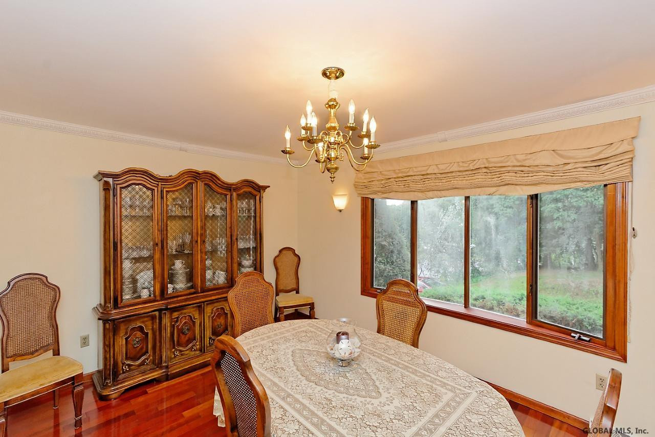 98 Putnam Road Rotterdam, NY 12306 - Photo 15 of 30 Family Room Used As 2nd DR