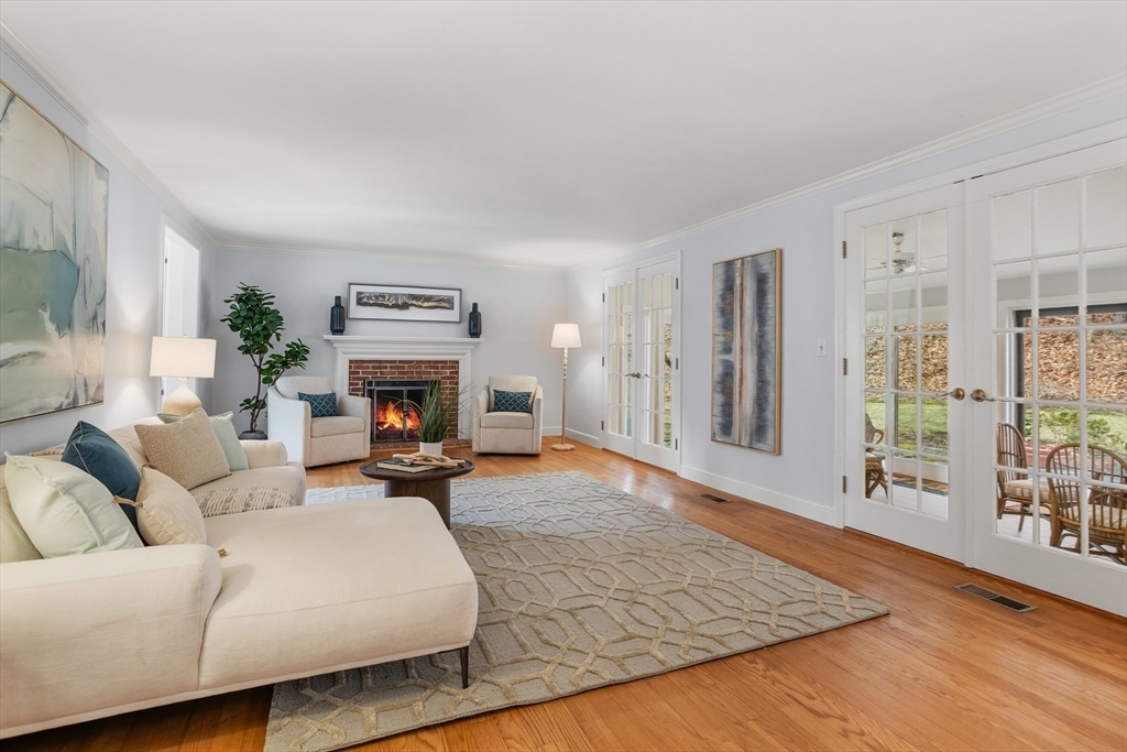 12 Edmonds Road Concord, MA 01742 - Photo 3 of 32