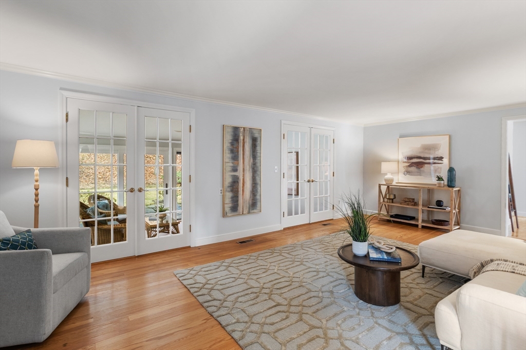 12 Edmonds Road Concord, MA 01742 - Photo 4 of 32