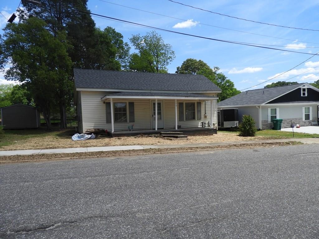 103 Walnut Street Gaffney, SC 29340 - Photo 6 of 12