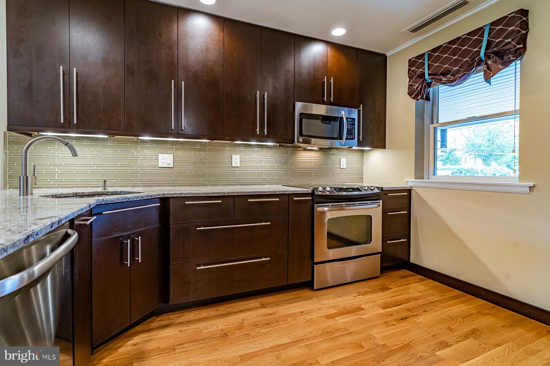 257 Spring Street Bethlehem, PA 18018 - Photo 11 of 39 Gallery Image 11
