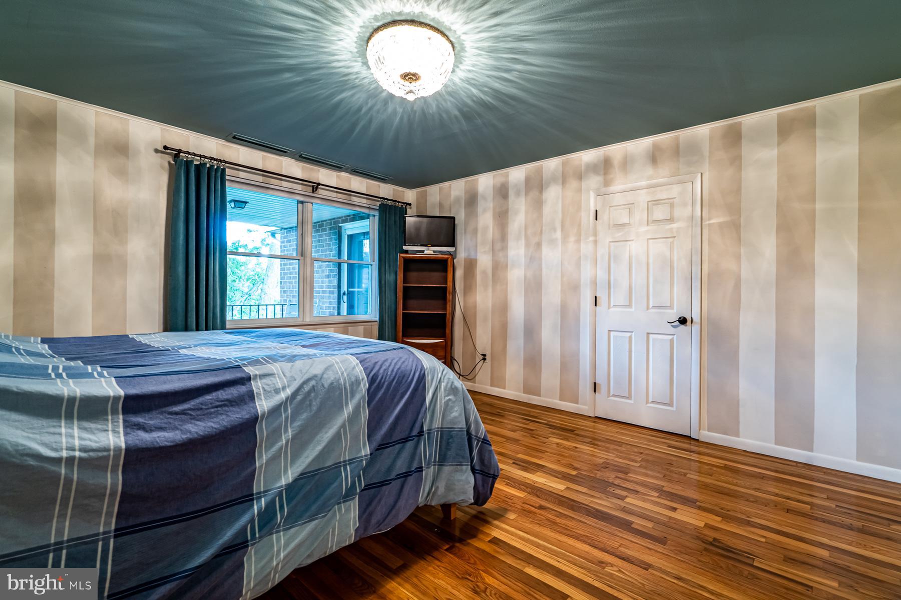 257 Spring Street Bethlehem, PA 18018 - Photo 25 of 39 Gallery Image 25