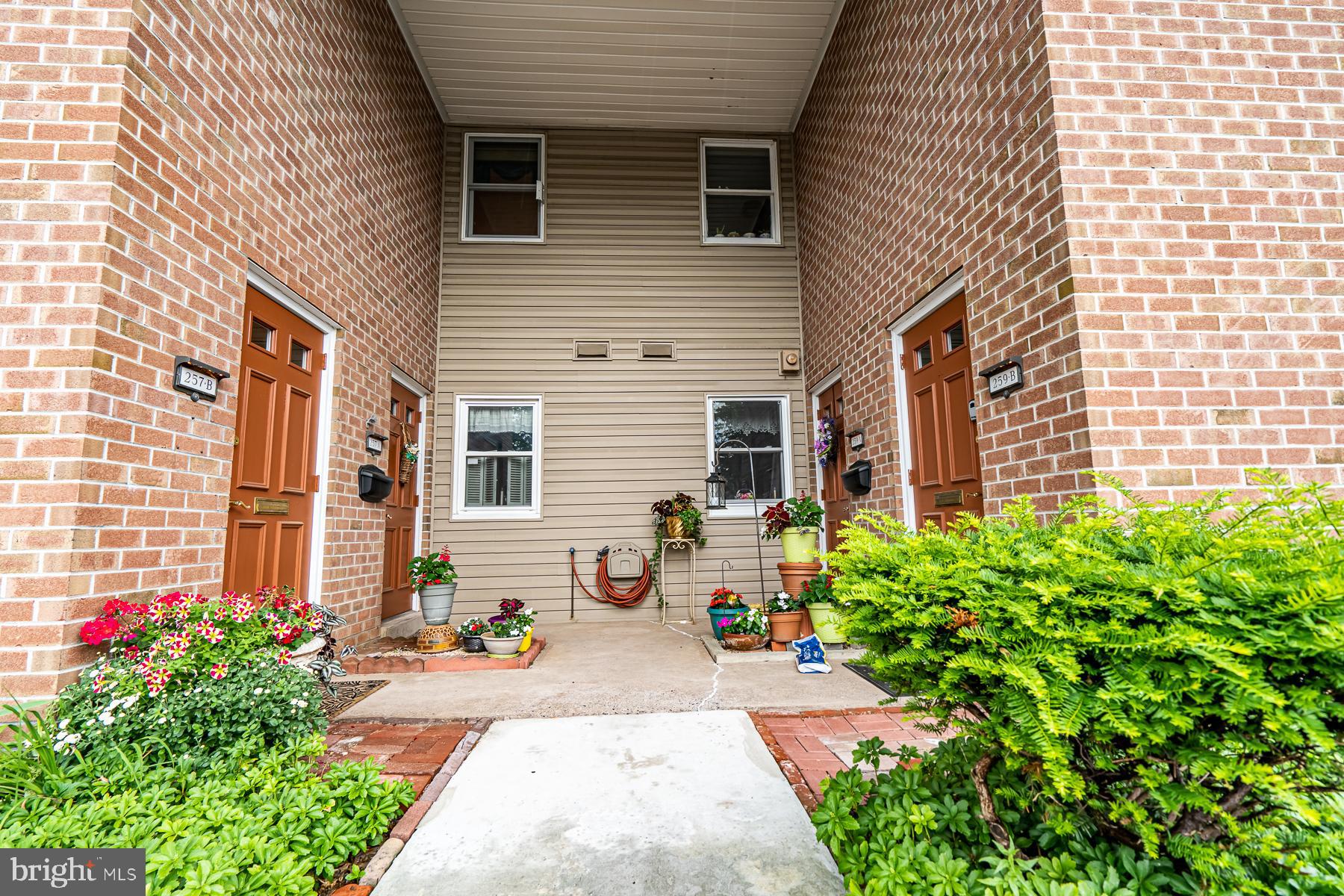 257 Spring Street Bethlehem, PA 18018 - Photo 5 of 39 Gallery Image 5