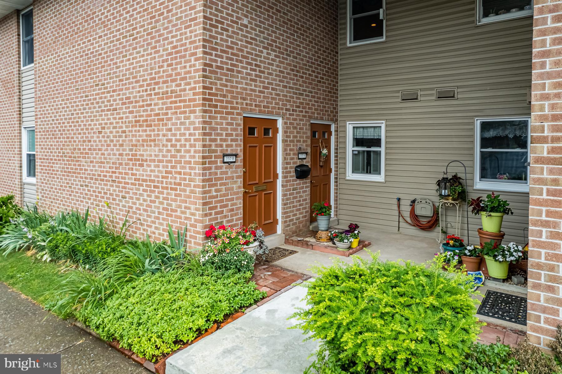 257 Spring Street Bethlehem, PA 18018 - Photo 6 of 39 Gallery Image 6
