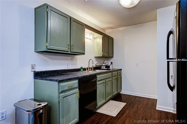 $174,500 | 110 Colonial Drive, New Albany, IN 47150