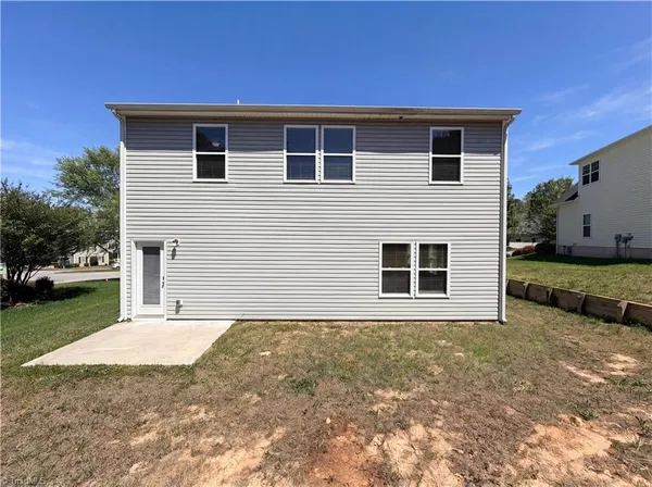 $348,000 | 411 Quick Silver Drive, Winston-Salem, NC 27127