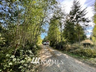 6217 East Grapeview Loop Road Allyn, WA 98524 - Photo 3 of 32 Gallery Image 3
