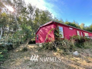 6217 East Grapeview Loop Road Allyn, WA 98524 - Photo 4 of 32 Gallery Image 4