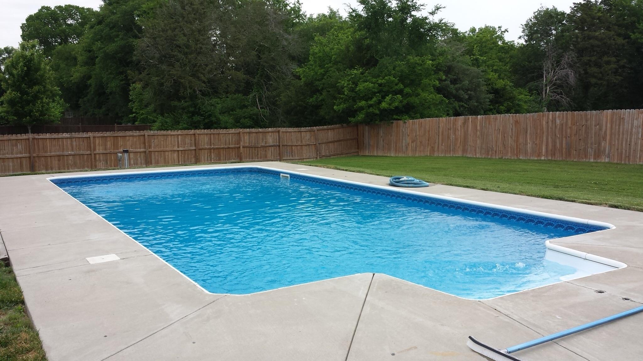 406 Reagan Road Mount Juliet, TN 37122 - Photo 23 of 23 Pool during the summer with new liner. Is currently covered for the winter.