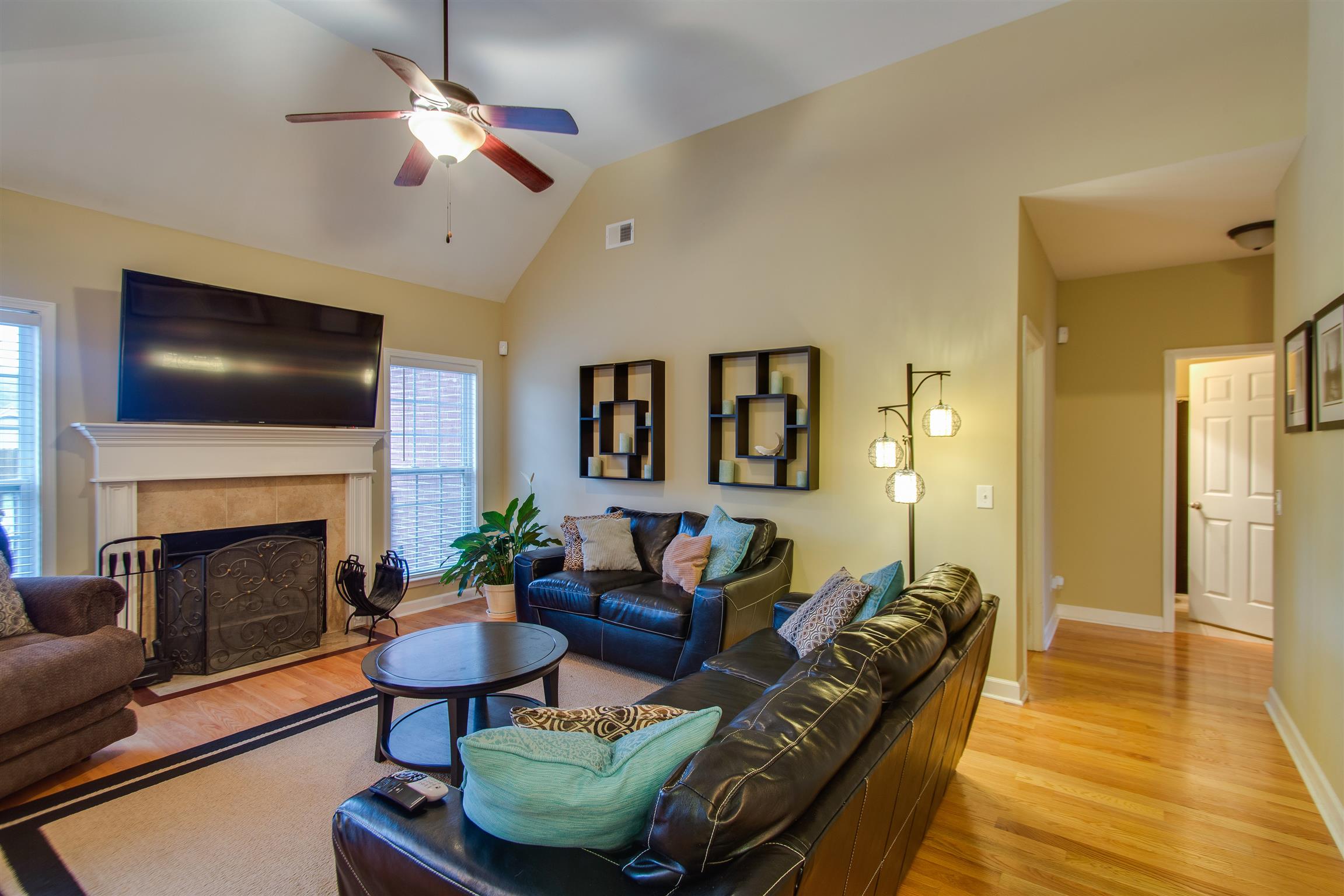 406 Reagan Road Mount Juliet, TN 37122 - Photo 4 of 23 Wide open living room with high ceilings
