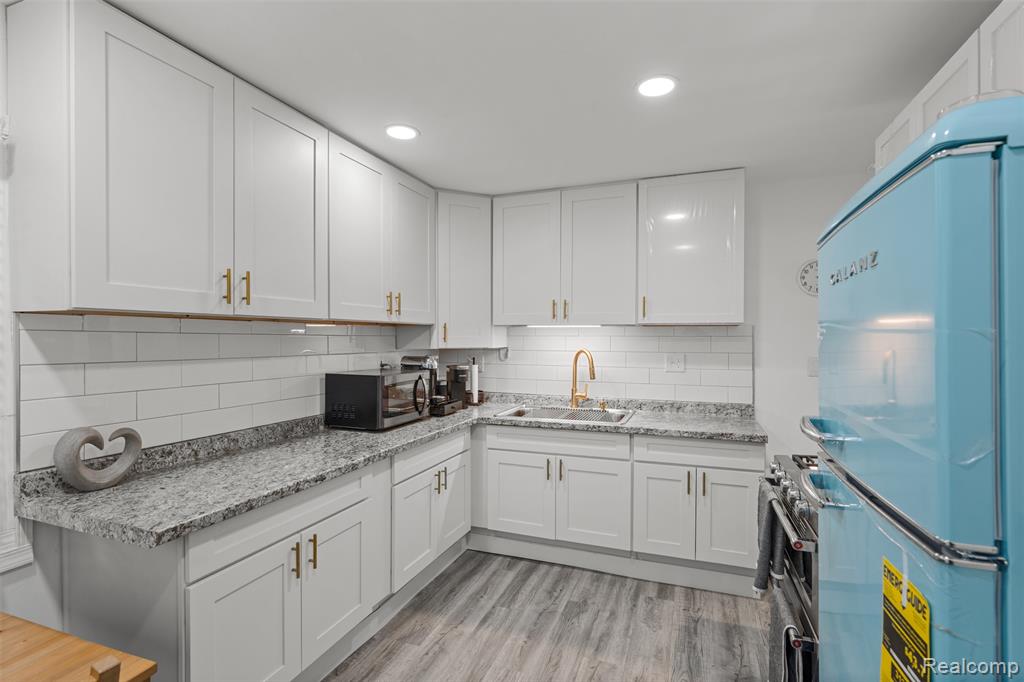 1304 Helen Street Inkster, MI 48141 - Photo 5 of 16 Gallery Image 5