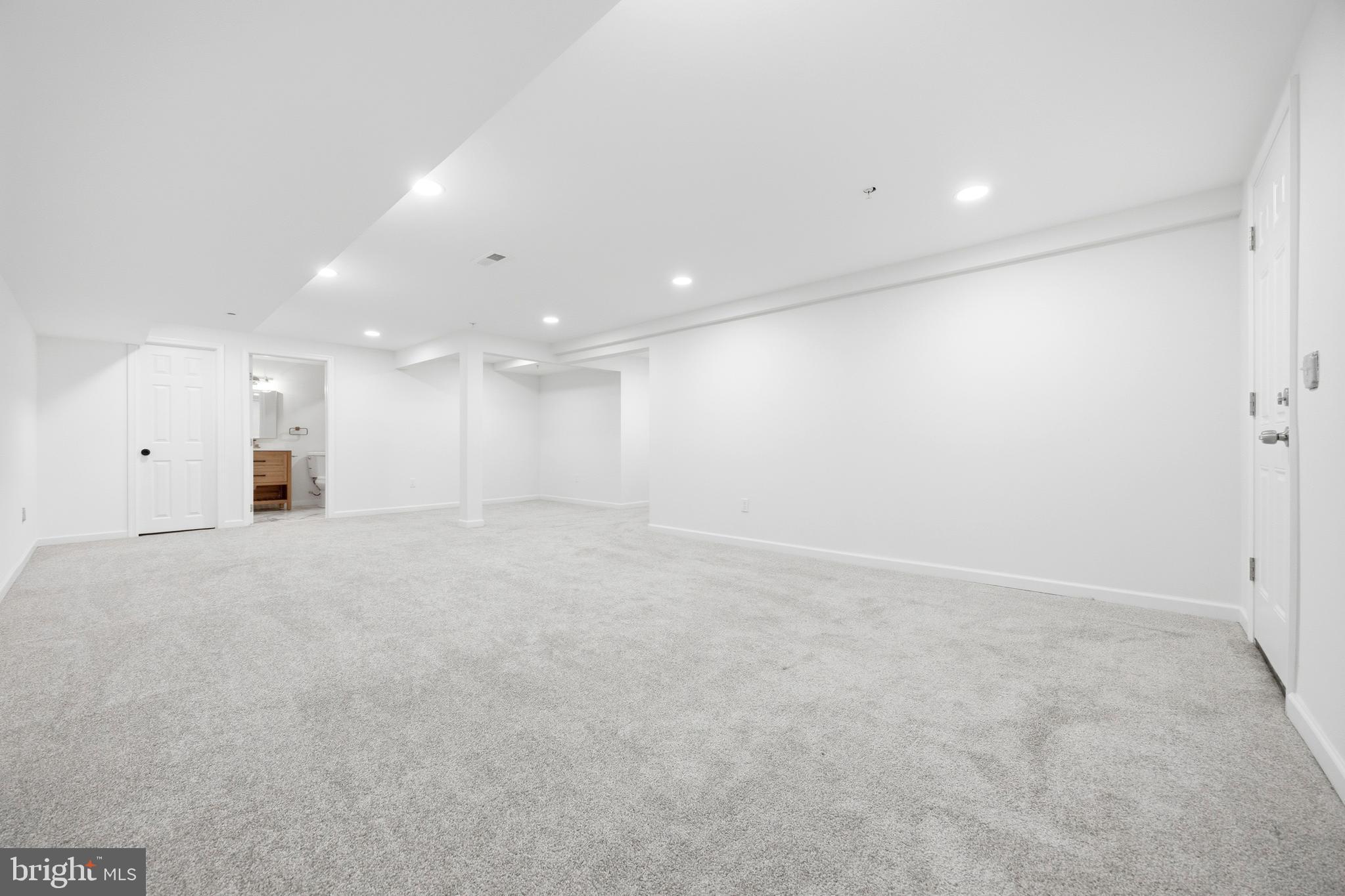 3170 Sykesville Road Westminster, MD 21157 - Photo 31 of 37 a view of an empty room