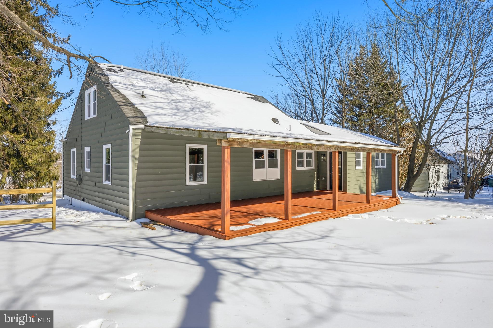 3170 Sykesville Road Westminster, MD 21157 - Photo 37 of 37 a view of outdoor kitchen in front of house