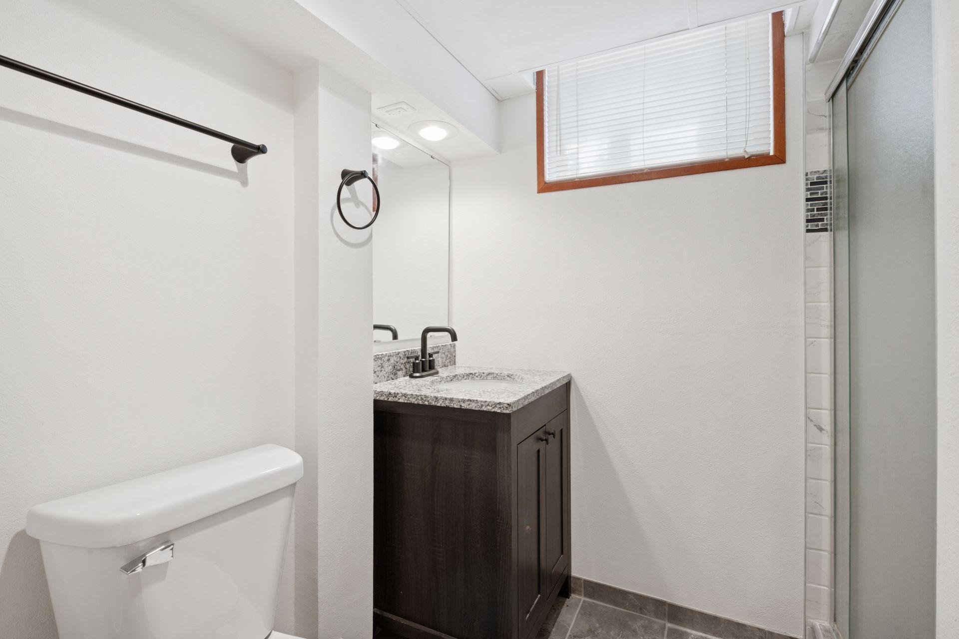 10117 Irwin Road Bloomington, MN 55437 - Photo 23 of 29