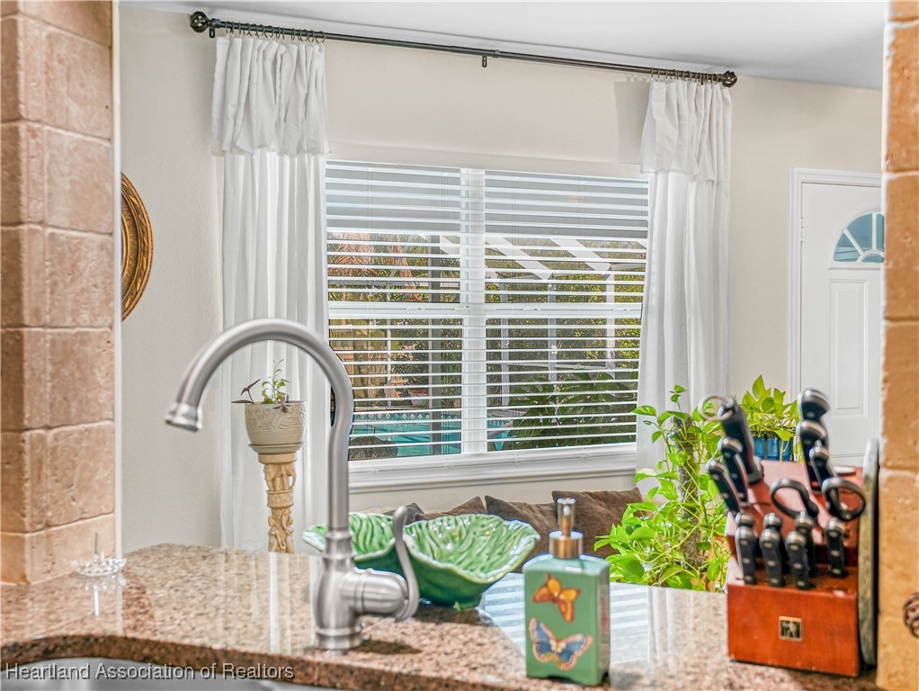 5342 Lime Road Sebring, FL 33875 - Photo 14 of 47 FROM KITCHEN THROUGH TO PARLOR