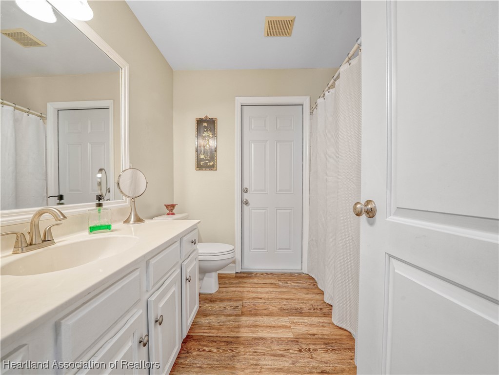 5342 Lime Road Sebring, FL 33875 - Photo 29 of 47 2ND BATH IN MAIN HOUSE