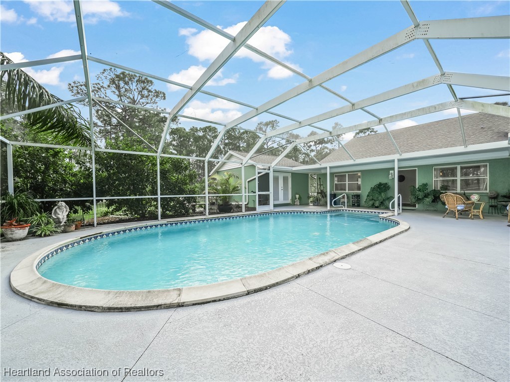 5342 Lime Road Sebring, FL 33875 - Photo 44 of 47 SCREEN ENCLOSED POOL ARE