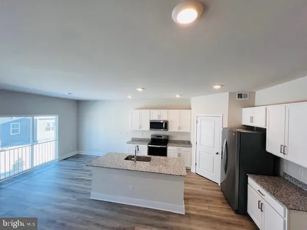 $2,950 | 109 Manasquan Way, Winchester, VA 22602