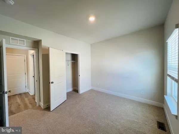 $2,950 | 109 Manasquan Way, Winchester, VA 22602