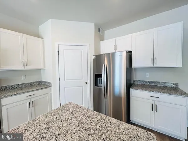 $2,950 | 109 Manasquan Way, Winchester, VA 22602