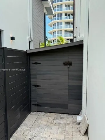 $2,795,000 | 324 Balboa Street, Hollywood, FL 33019