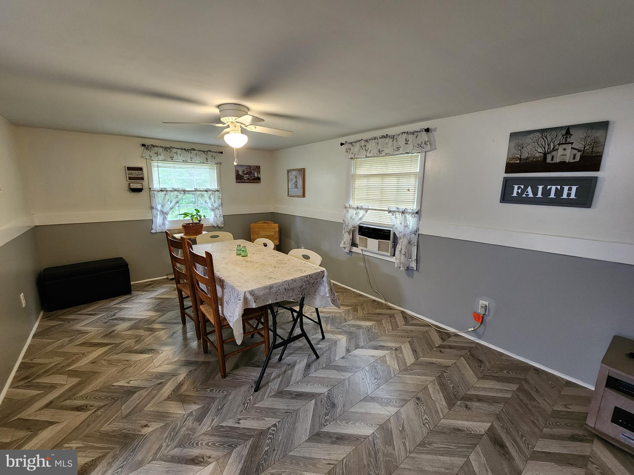 2461 Duckwall Road Berkeley Springs, WV 25411 - Photo 8 of 30 Dining Room