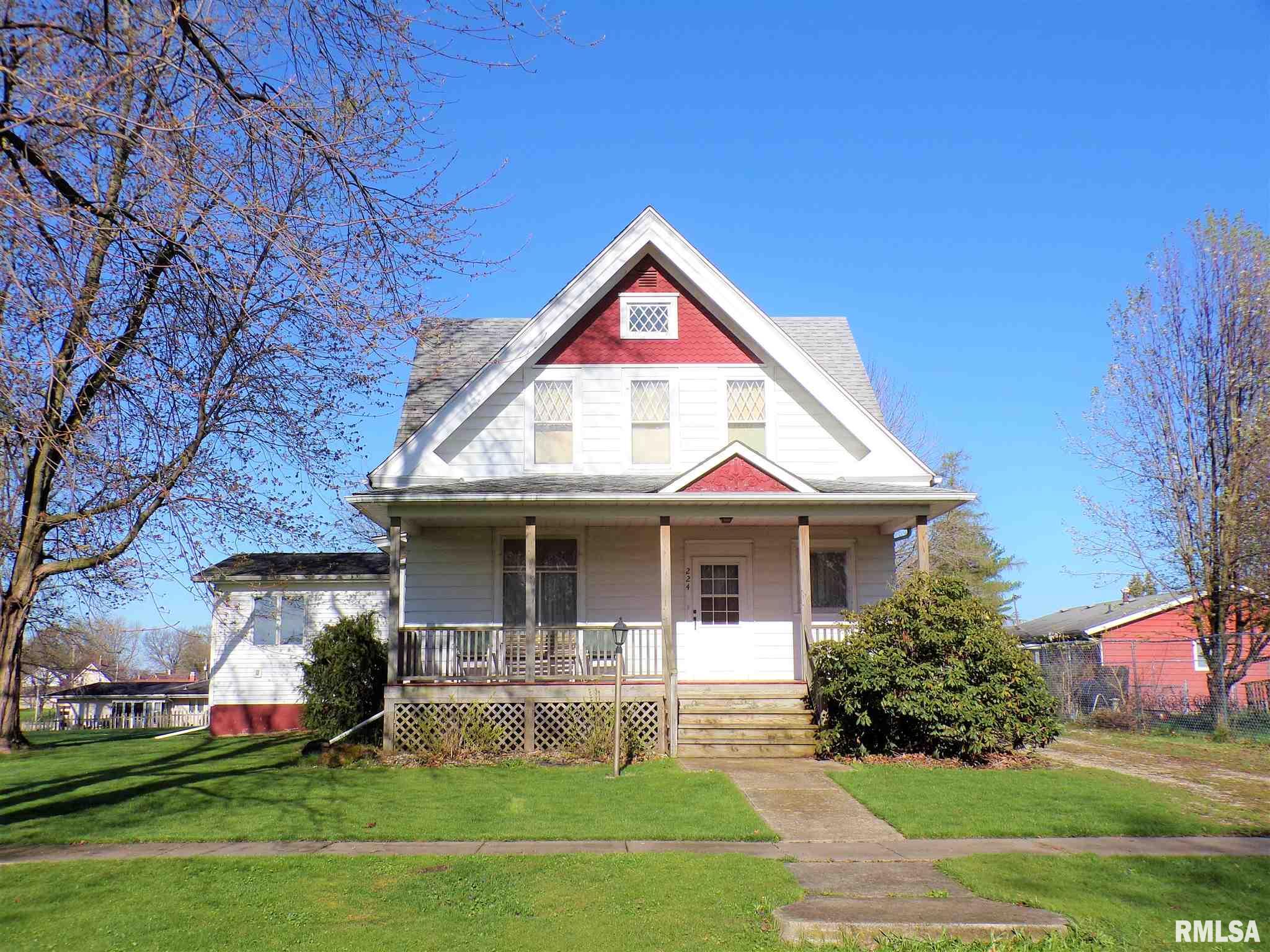 224 North Pilot Street Oneida, IL 61467 - Photo 1 of 45 Gallery Image 1