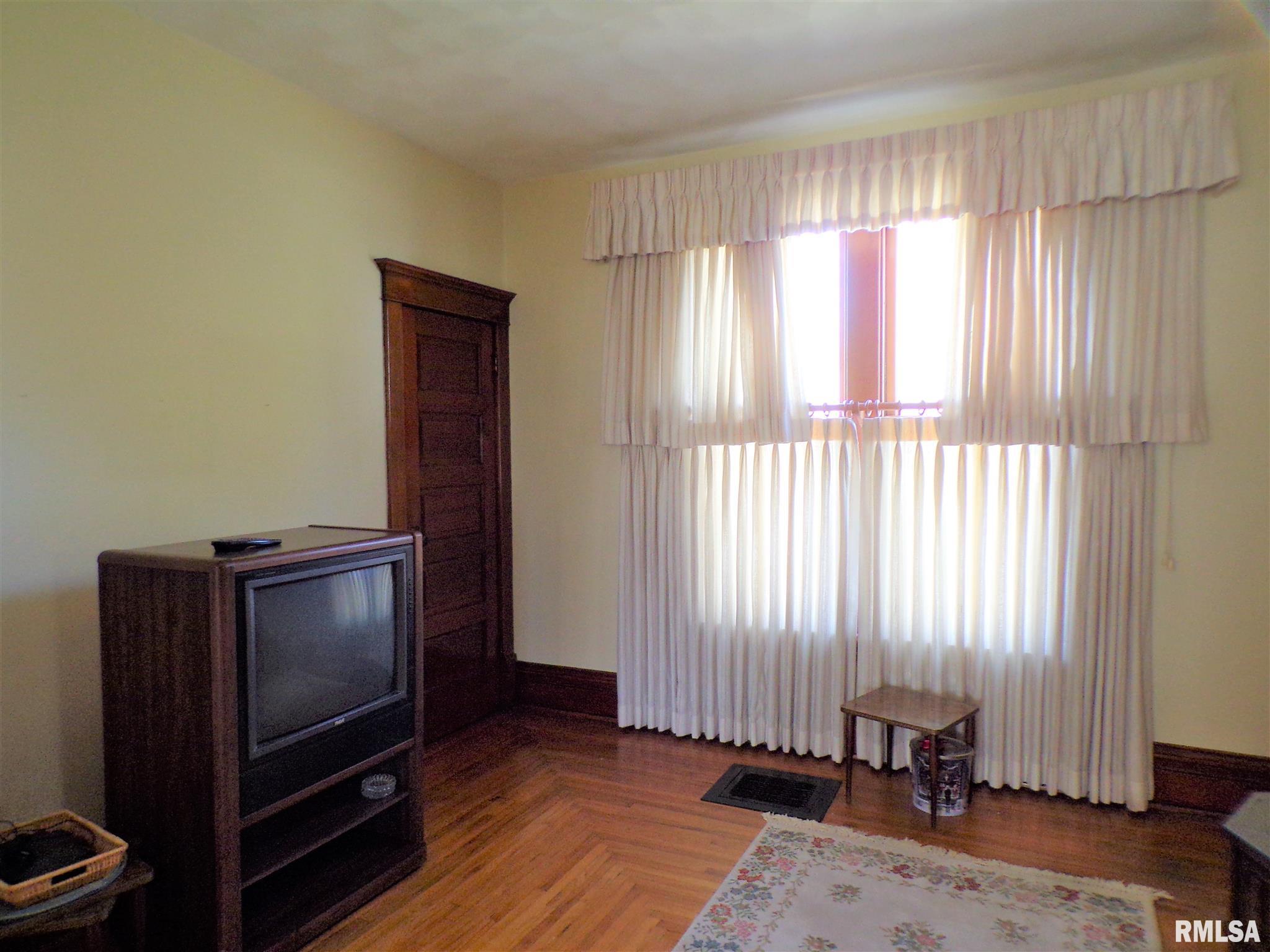 224 North Pilot Street Oneida, IL 61467 - Photo 24 of 45 Gallery Image 24