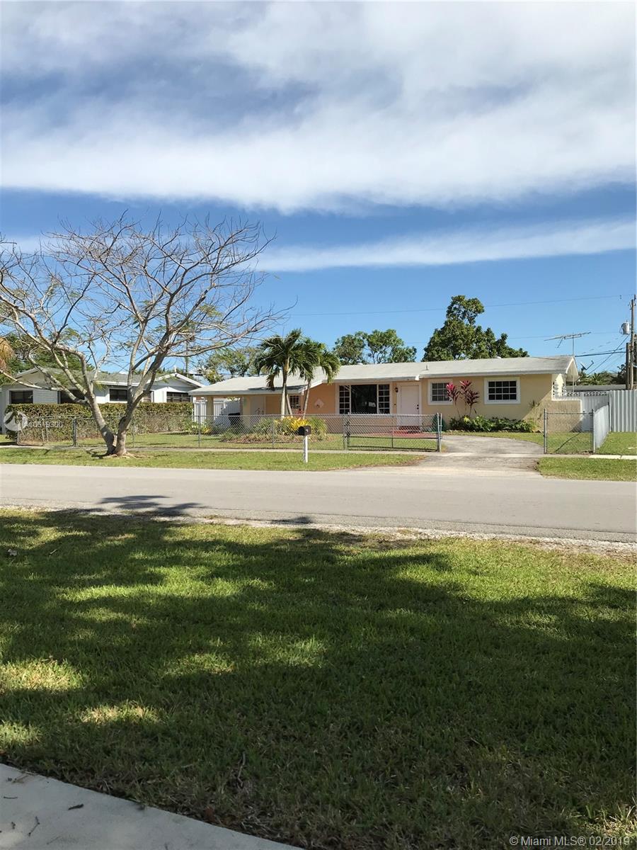 19521 Gulfstream Road Cutler Bay, FL 33157 - Photo 1 of 39