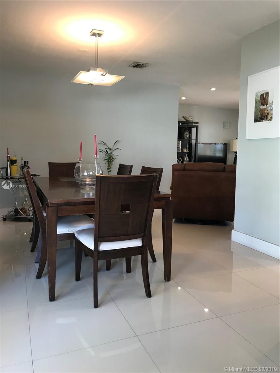 19521 Gulfstream Road Cutler Bay, FL 33157 - Photo 12 of 39
