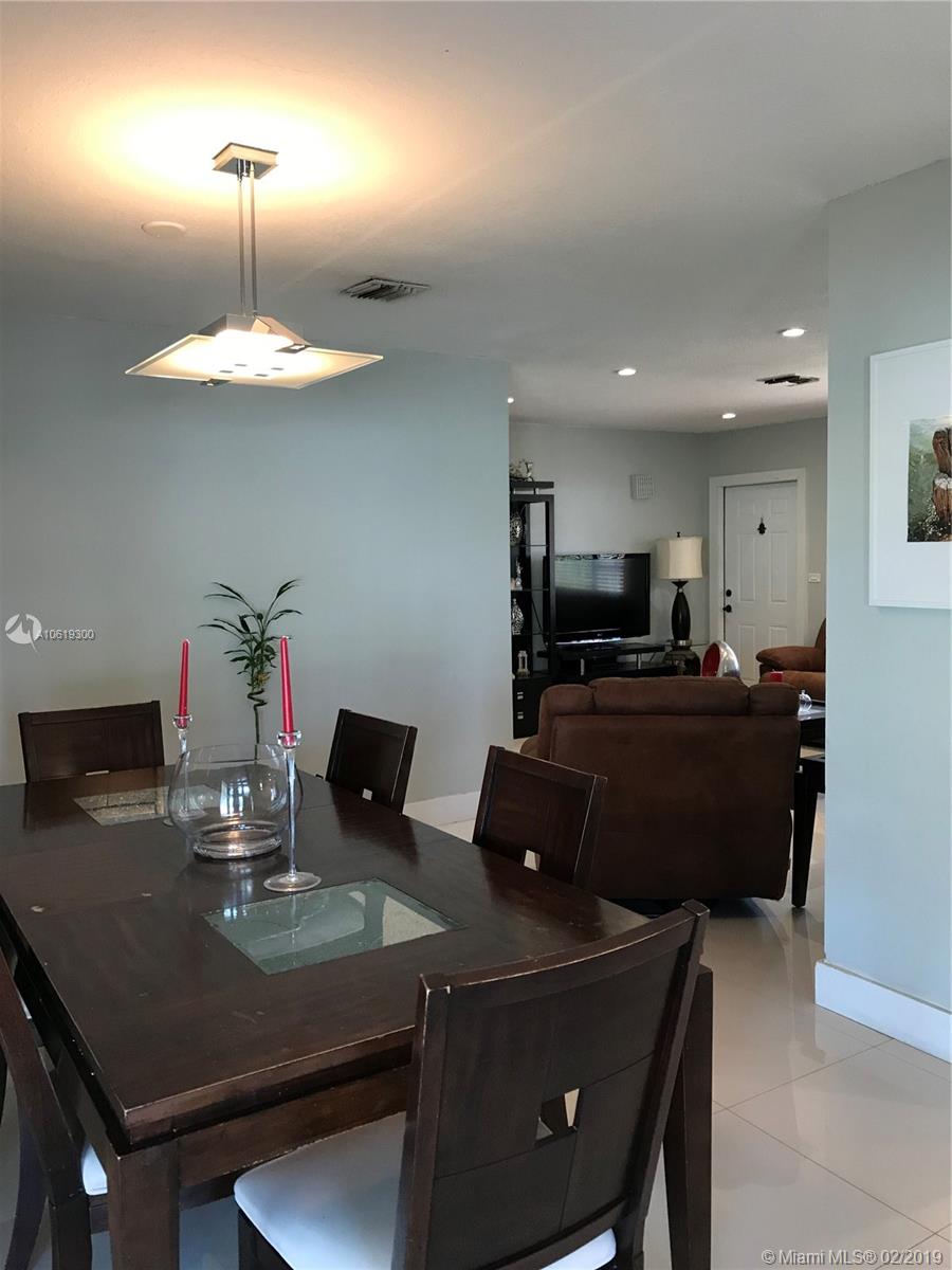 19521 Gulfstream Road Cutler Bay, FL 33157 - Photo 13 of 39