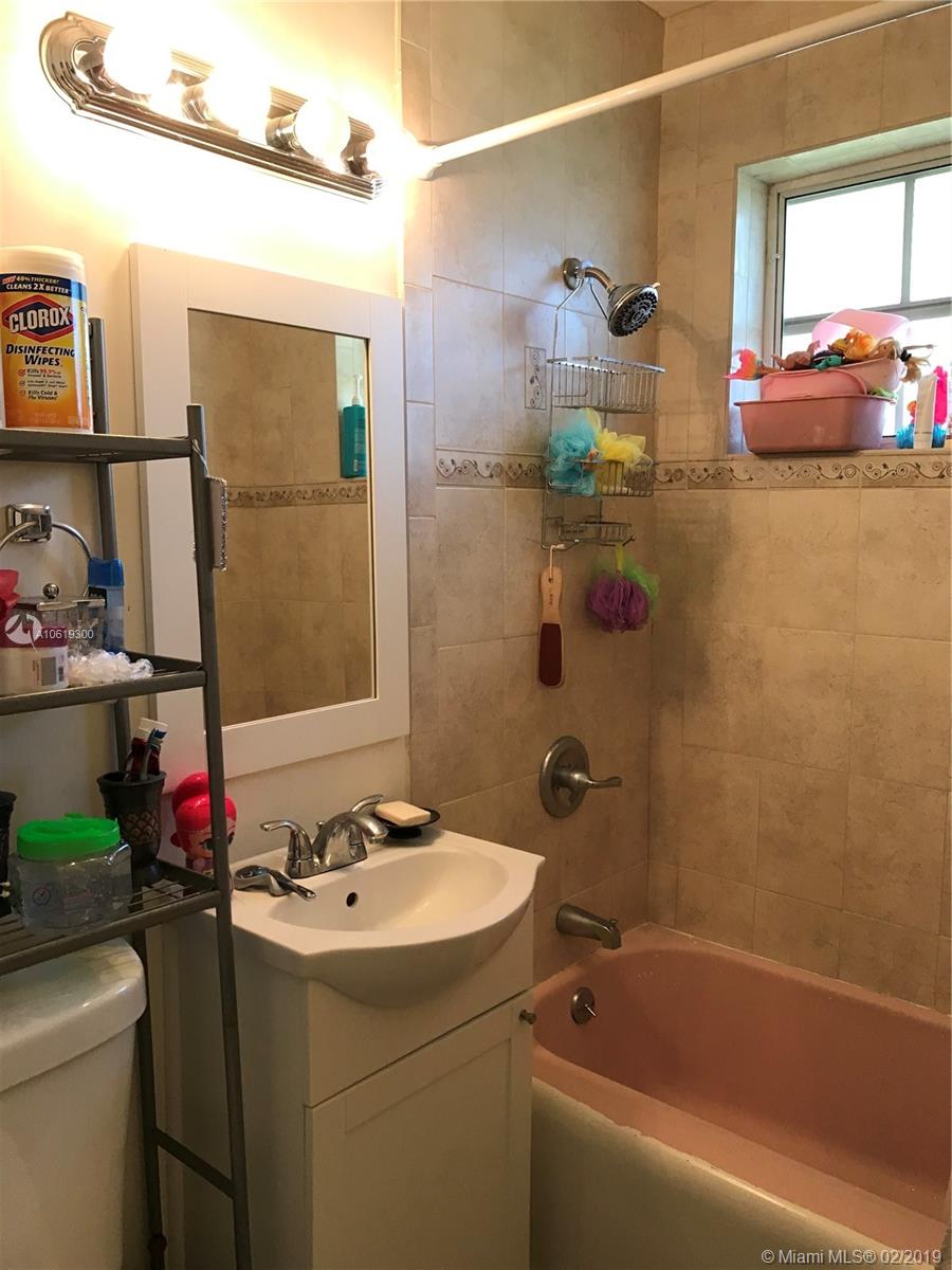 19521 Gulfstream Road Cutler Bay, FL 33157 - Photo 25 of 39