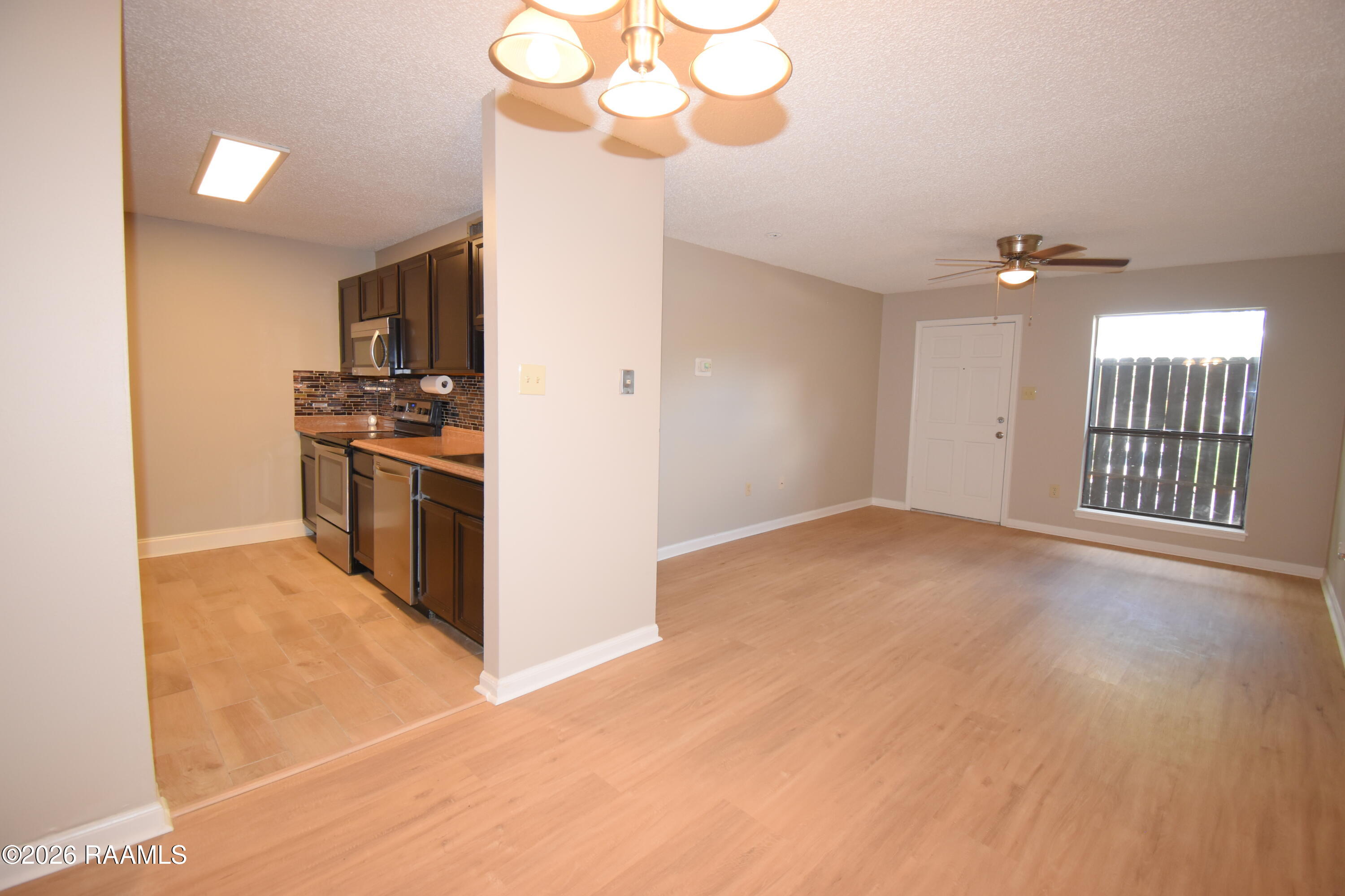 701 South College Road, Unit 110 Lafayette, LA 70503 - Photo 6 of 14 DSC_0004