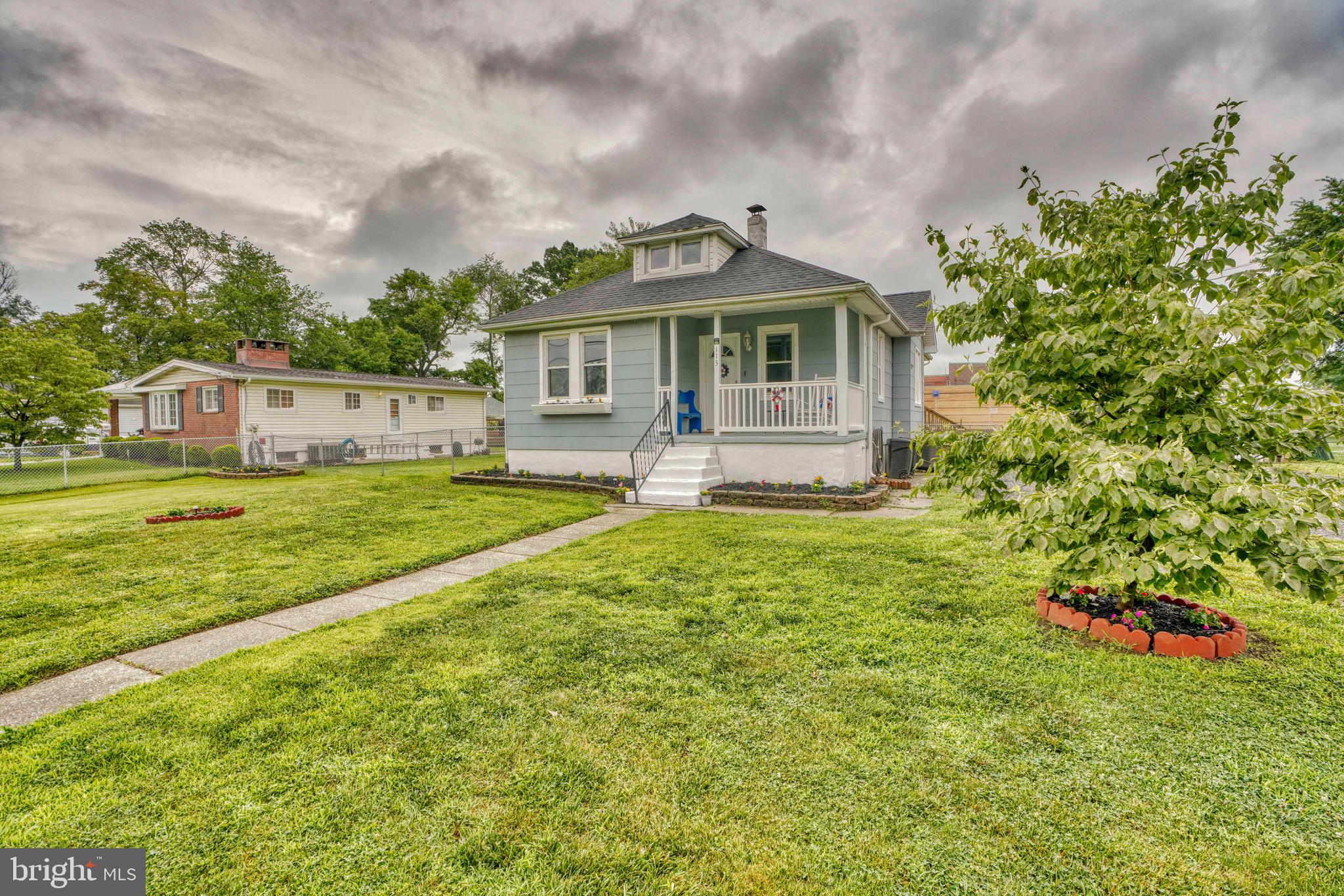 113 Riverside Road Baltimore, MD 21221 - Photo 1 of 37